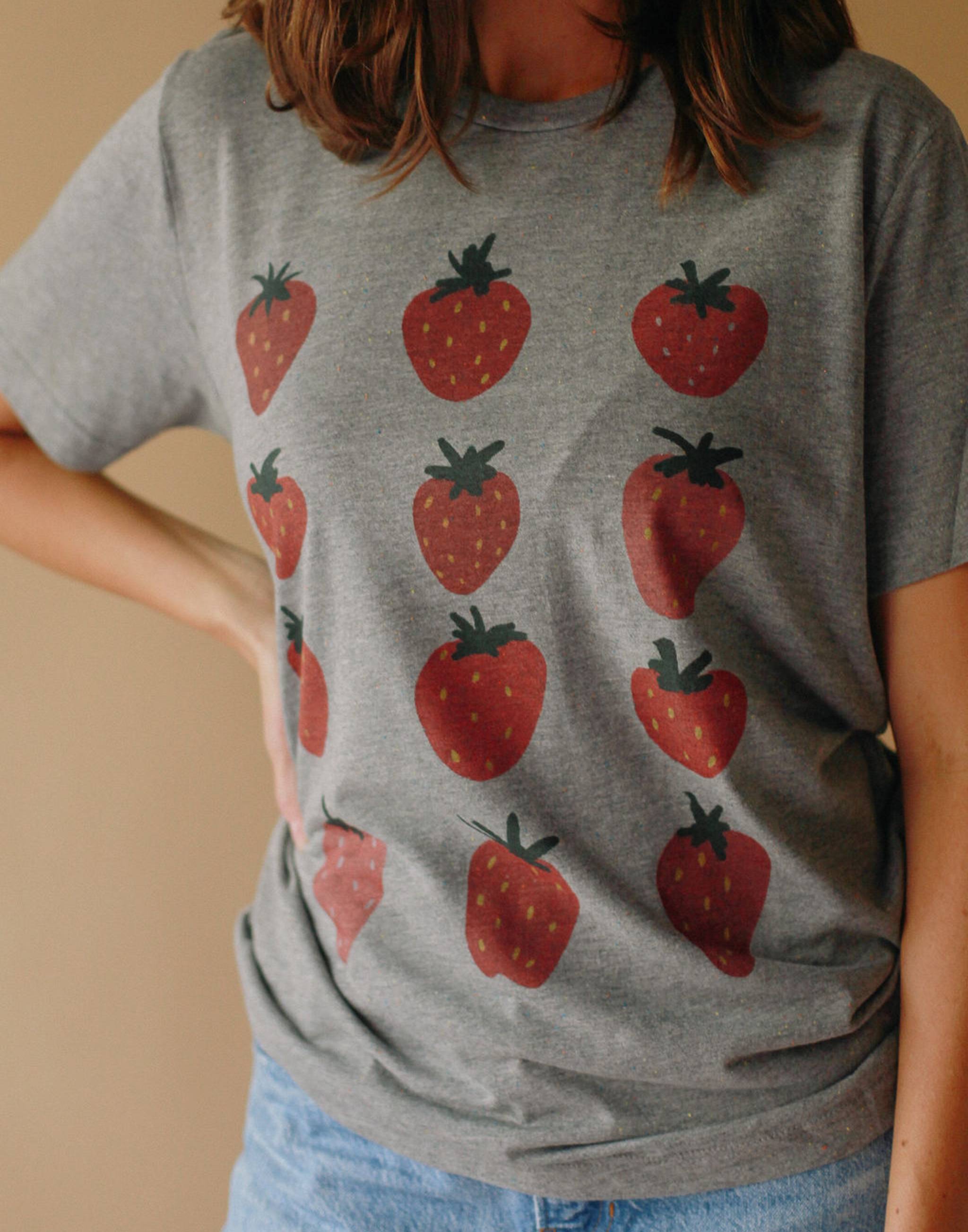 Joseph+Sue Strawberries, Rainbow Speckled Tee