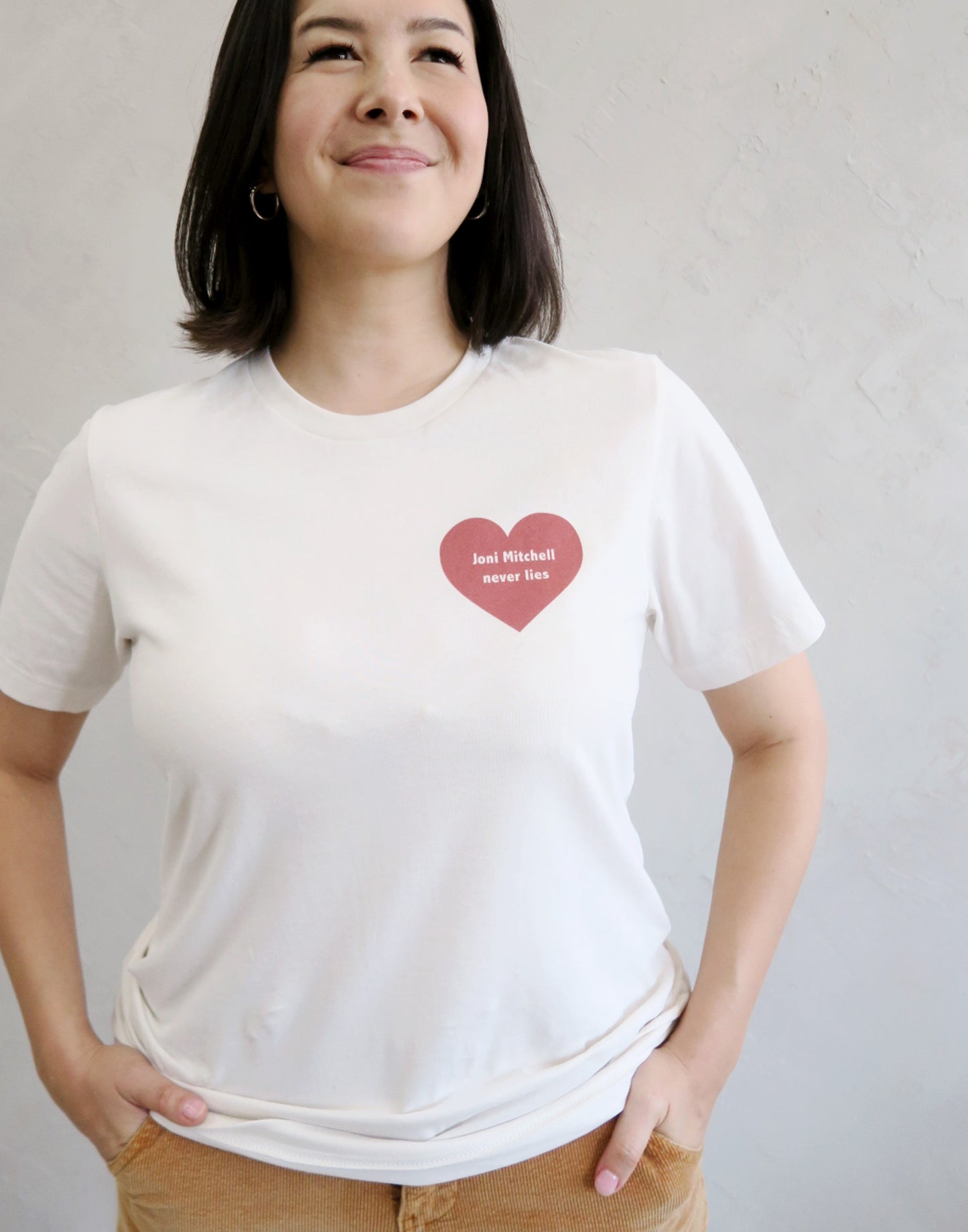 Joni Never Lies, Heart T-Shirt