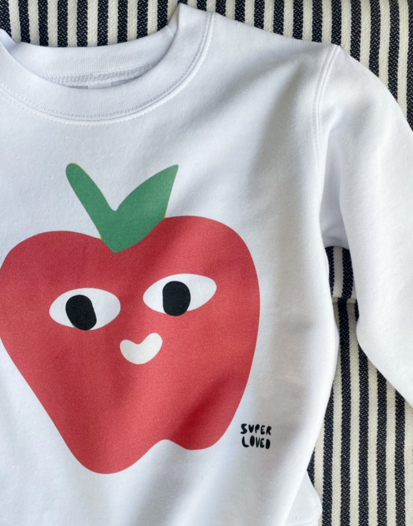 SUPER LOVED, The Big Apple Kids Sweatshirt