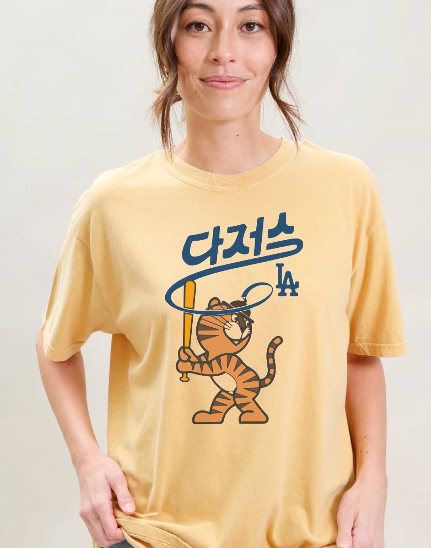 Hodori Loves Baseball, Vintage Wash T-Shirt