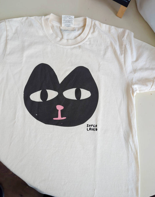 SUPER LOVED, The Black Cat Vintage Wash T-Shirt